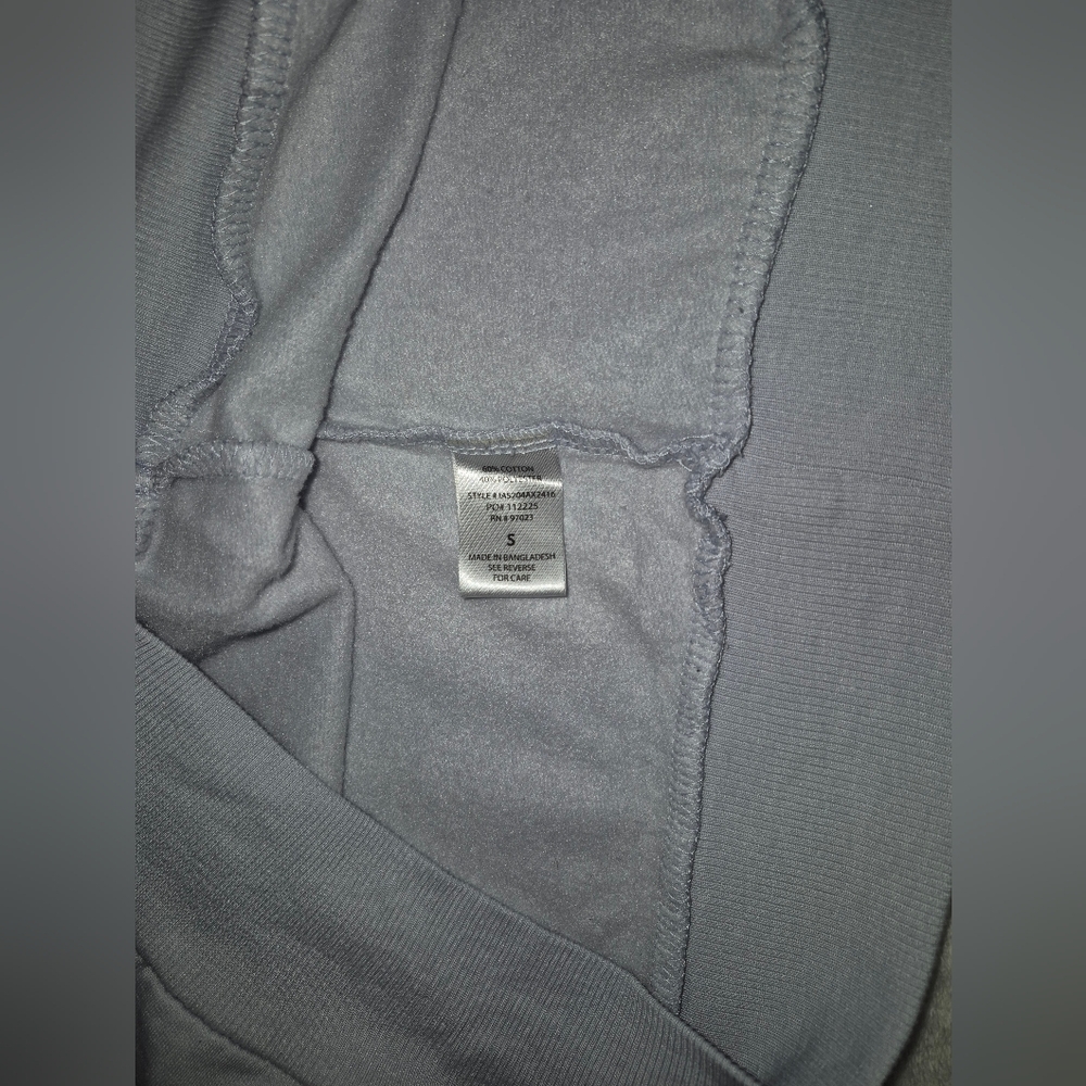 Rebellious One Sweater - Picture 13 of 14